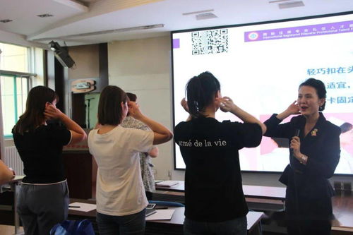 臨汾市中心血站舉辦服務(wù)禮儀培訓(xùn)，提升獻(xiàn)血服務(wù)質(zhì)量